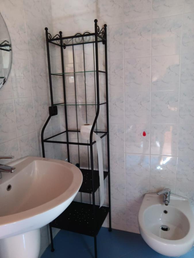 Apartamento Oasi Del Garda 2 Monzambano Exterior foto